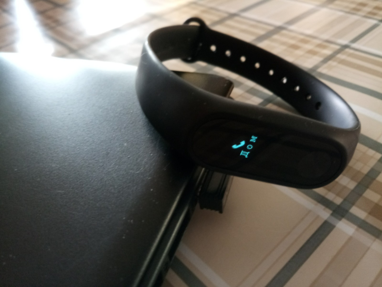 Xiaomi mi band 2 отображение имени звонящего. - Mi band 2, Умные часы, Гайд