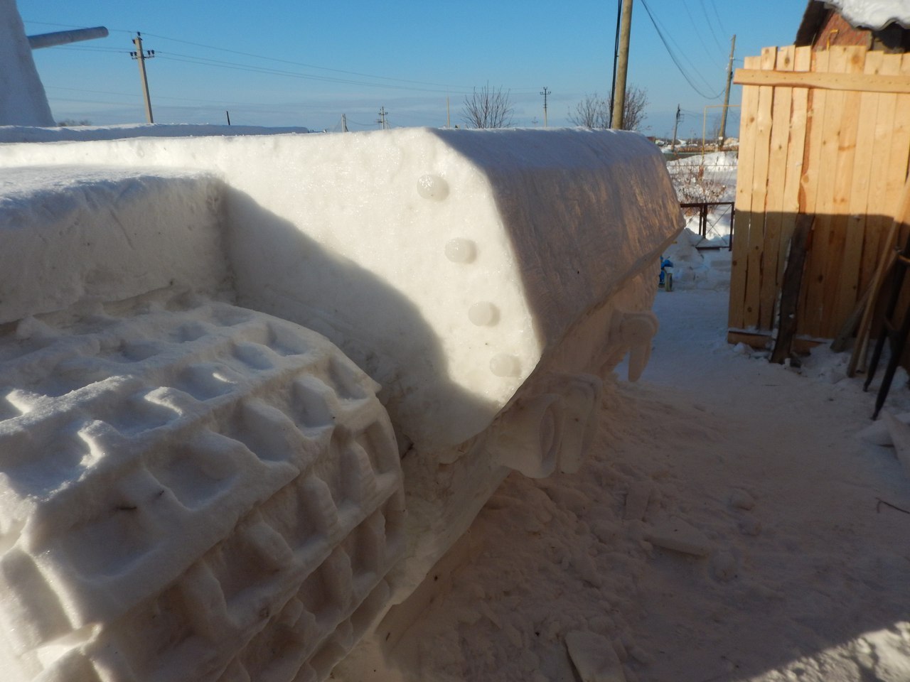 Soviet heavy tank KV-5 from the snow. (Real size) - My, Tanks, snowman, , New Years holidays, Video, Longpost