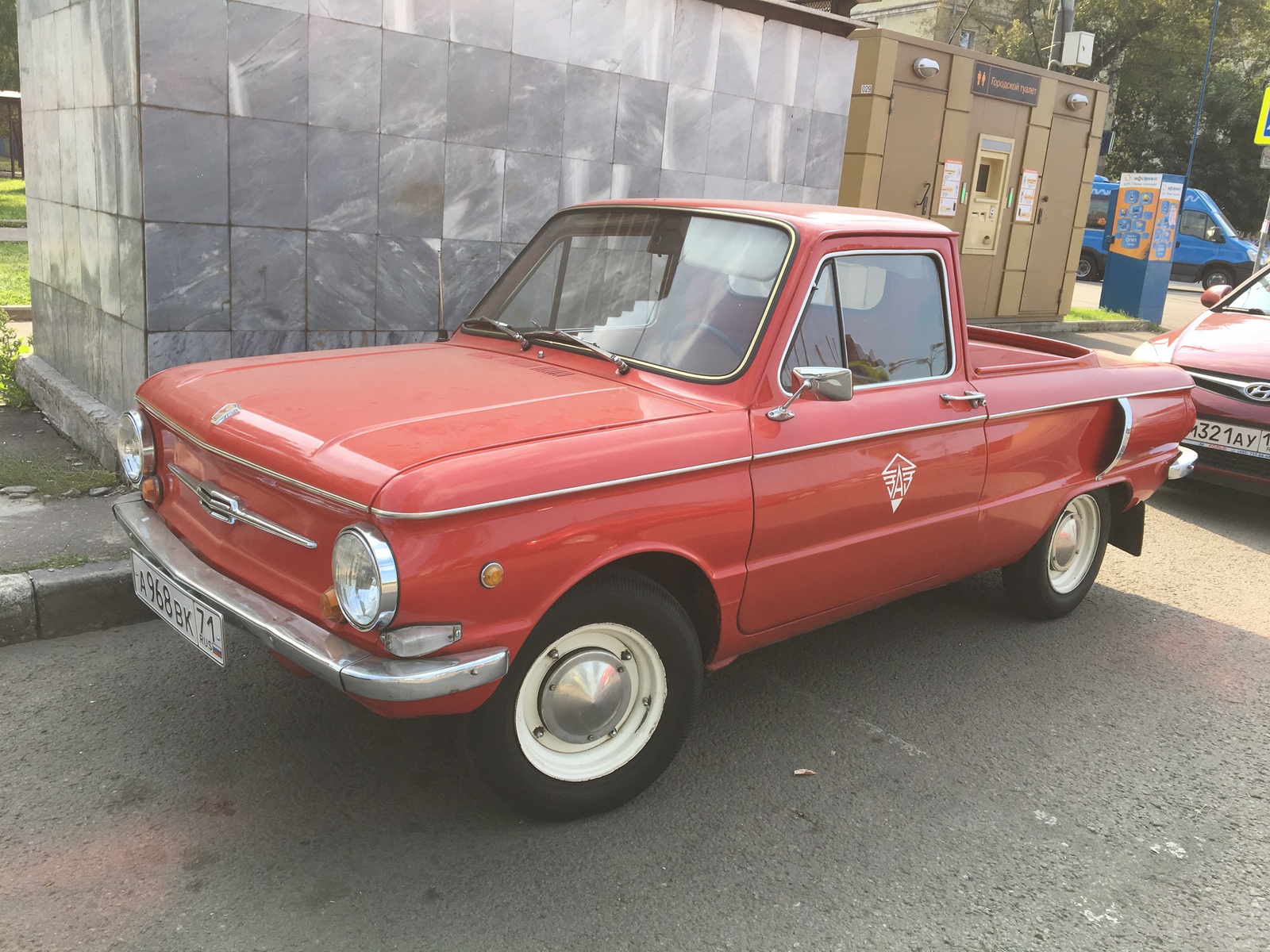 Zaporozhets-Pickup on the streets of Moscow - My, Zaporozhets, , Tuning, Auto, Car, Cabriolet, Longpost