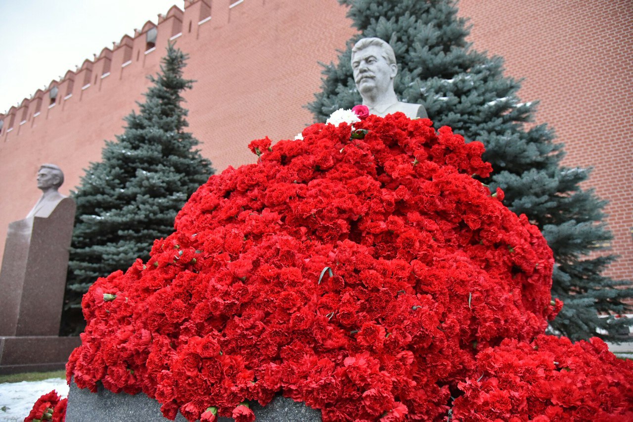 С Днем рождения, товарищ Сталин! | Пикабу