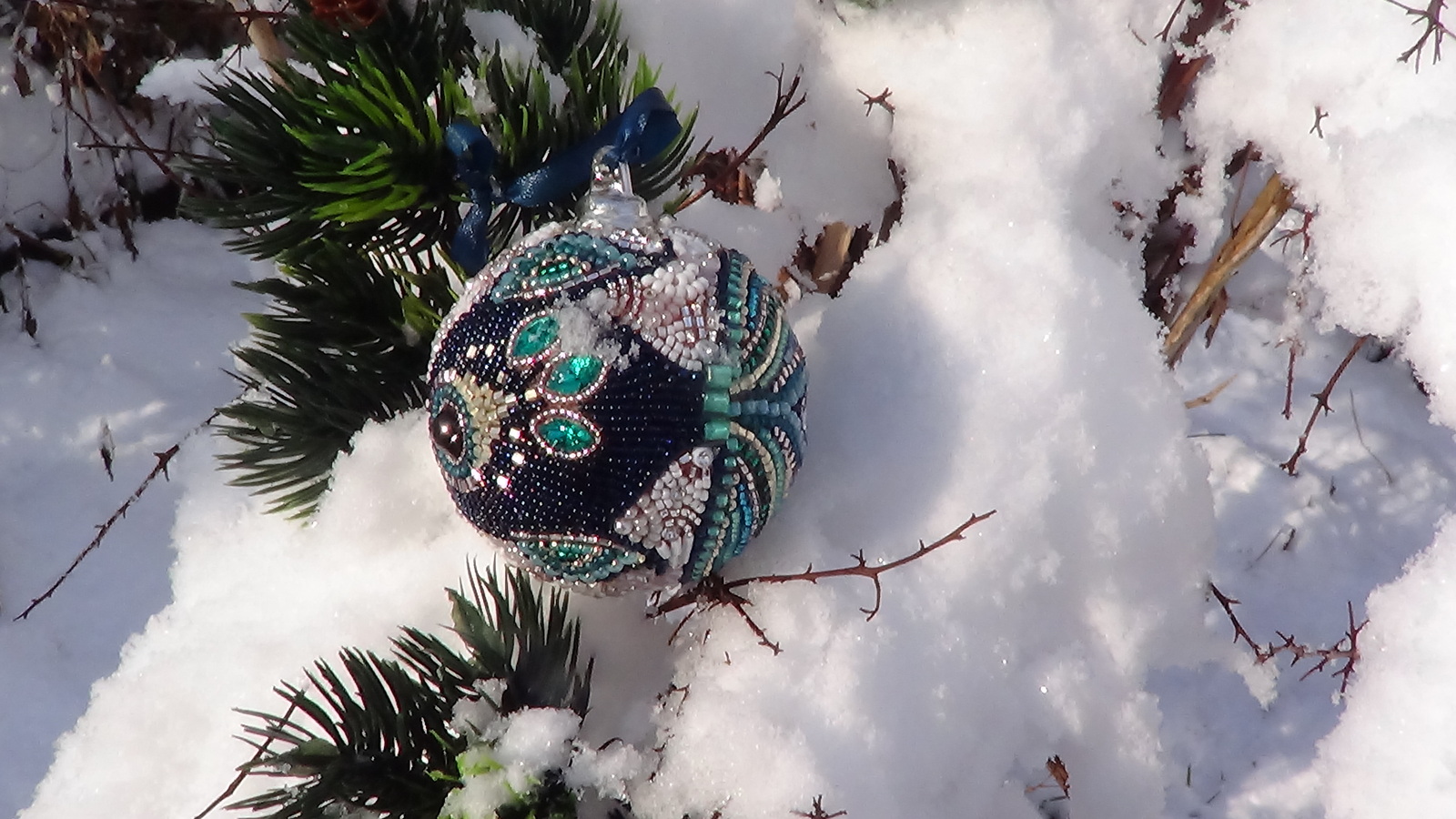 Christmas ball Fish - My, , Needlework without process, Beads, Christmas decorations, A fish, Bead jewelery, Longpost