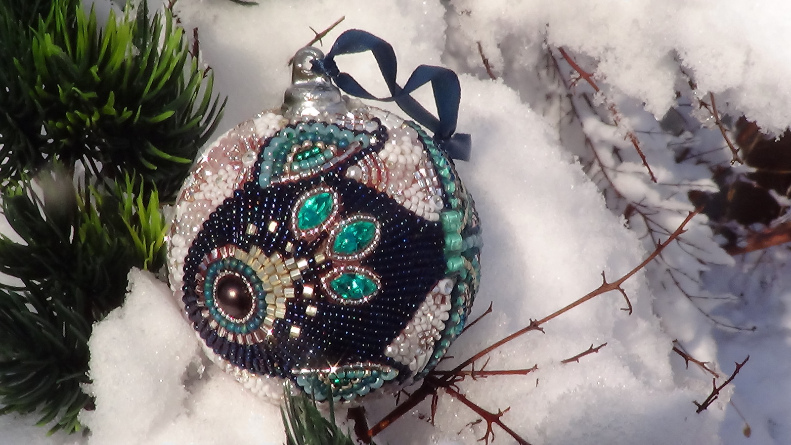 Christmas ball Fish - My, , Needlework without process, Beads, Christmas decorations, A fish, Bead jewelery, Longpost