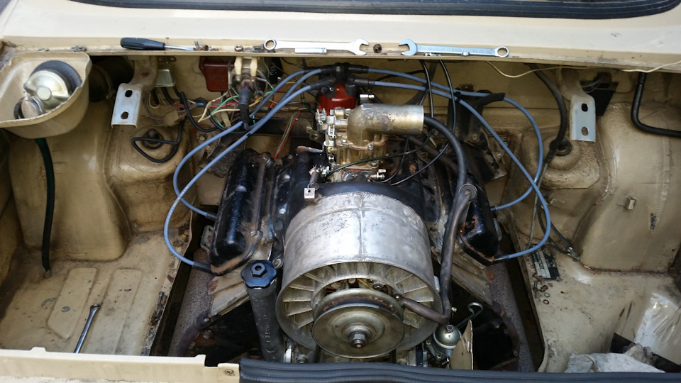 ЗАЗ 968М с двигателем ваз 2106. (двигатель собран из металлолома)