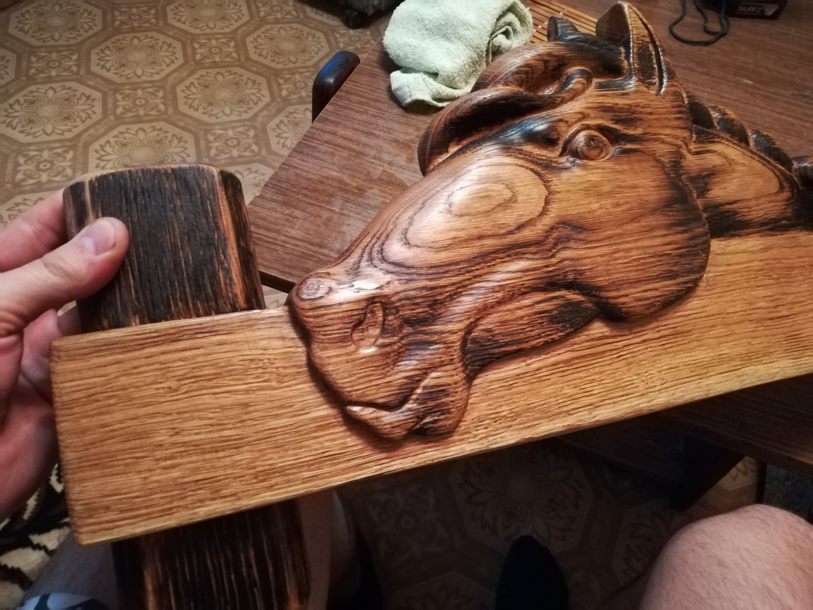 A little handshake. First attempt at woodcarving. - My, Woodworking, Hobby, Rukozhop, Longpost