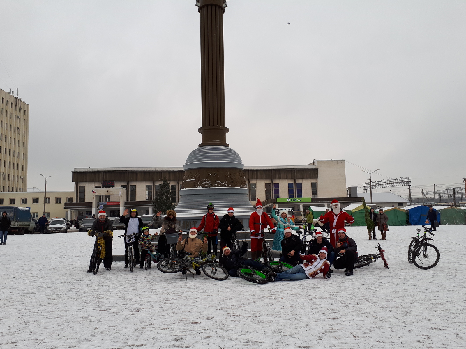 The second annual Bike Parade of Santa Clauses and Snow Maidens. VeloLiski - My, Bikes, Veloliski, My, Liski, A bike, Bike parade, New Year, Video, Longpost