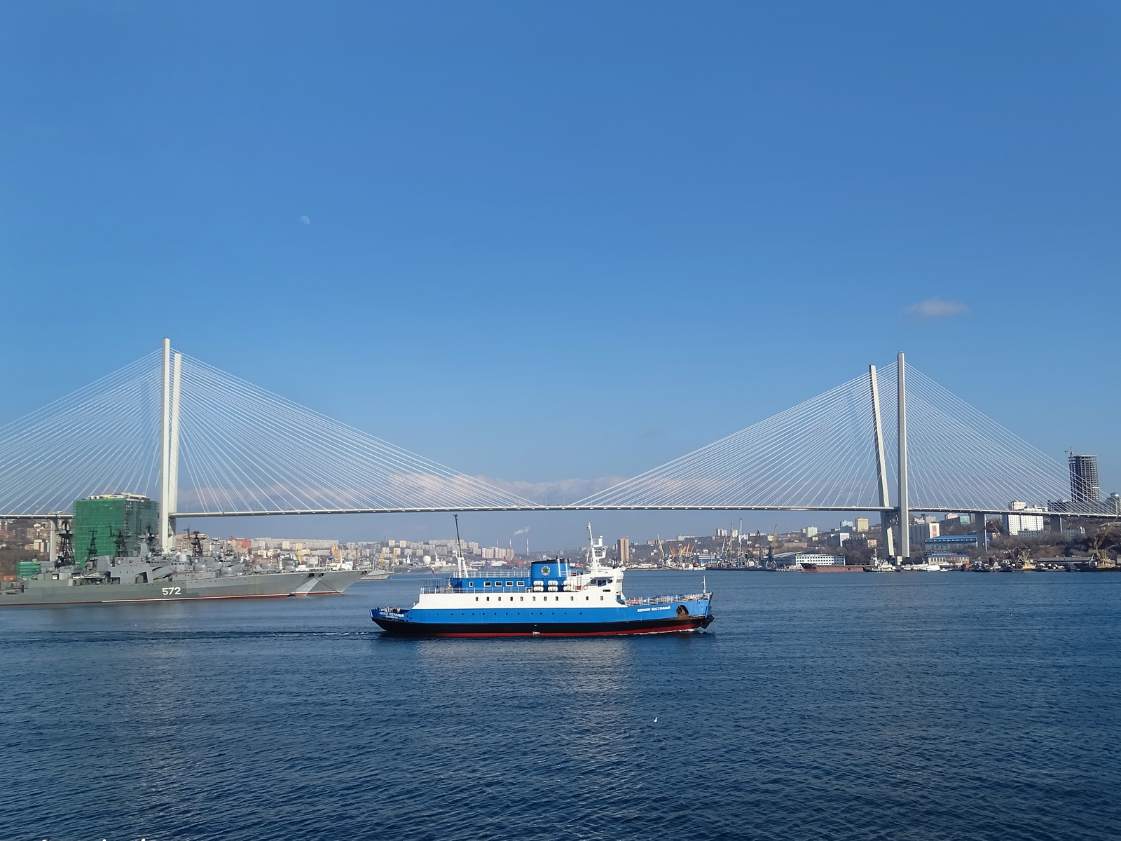 Vladivostok is far away, but this city is ours... - My, Дальний Восток, Primorsky Krai, Vladivostok, Sea, Scene, Longpost