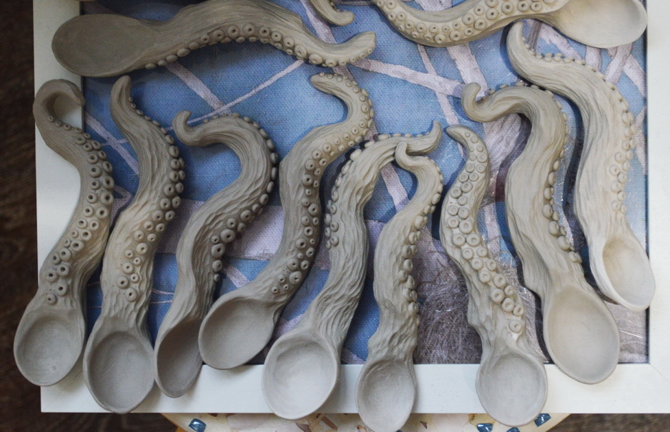 Caution, tentacles-2 - My, Ceramics, , Лепка, Tentacles, Octopus, A spoon, With your own hands, Handmade, Longpost