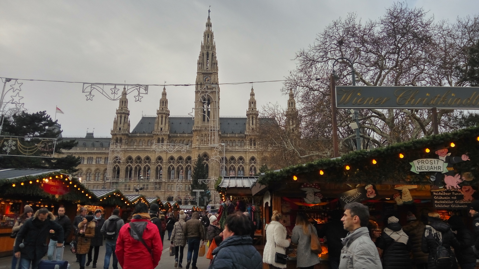 Budapest, Vienna Top Attractions for Budget Travelers - My, Travels, Vein, Budapest, Museum, Gallery, New Year, A train, Longpost