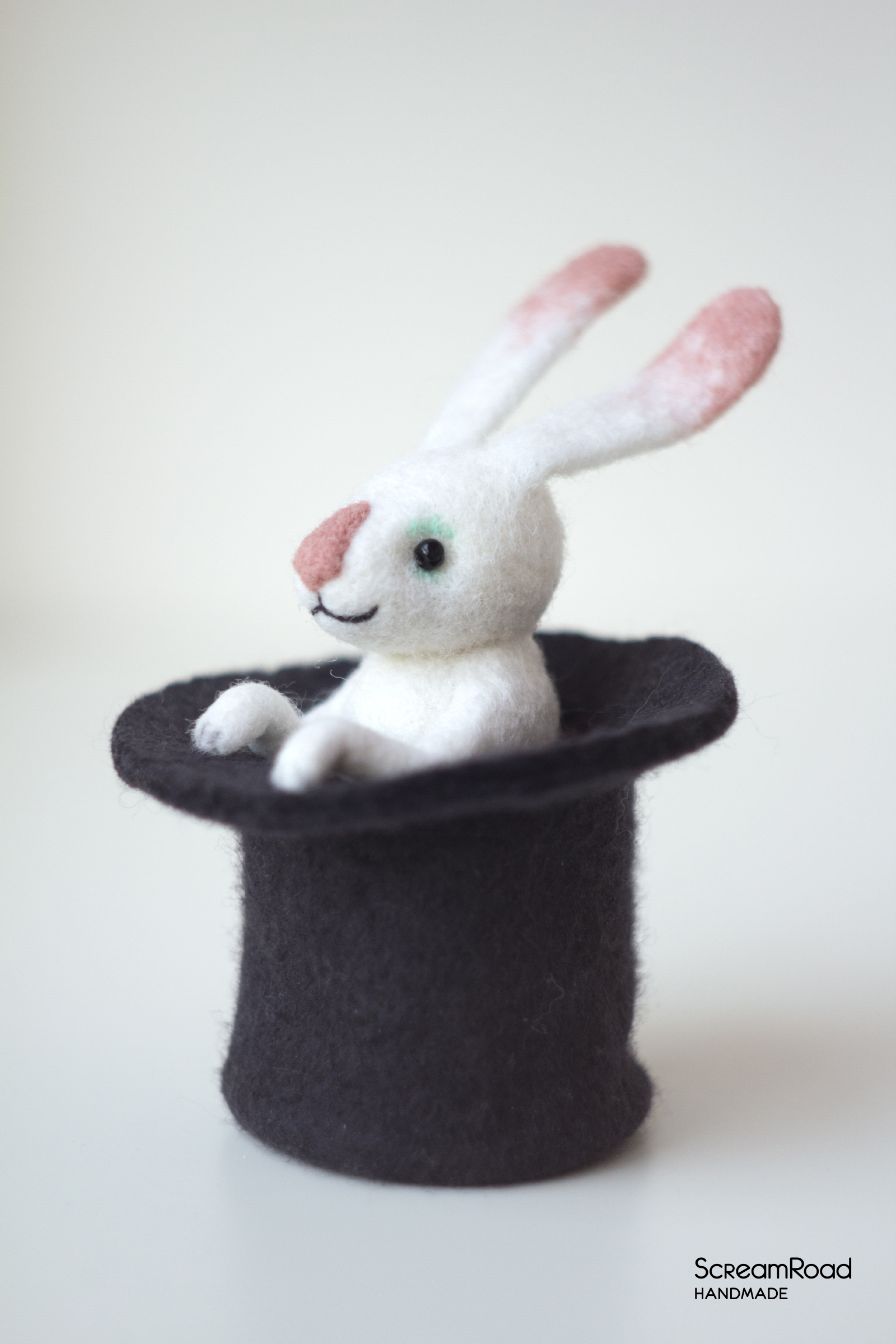 stop motion animation. Frame animation. Magician. Author's doll. Dry felting. - My, Dry felting, Wallow, Animation, , Frame-by-frame animation, , Stop-Motion, , Video, Longpost