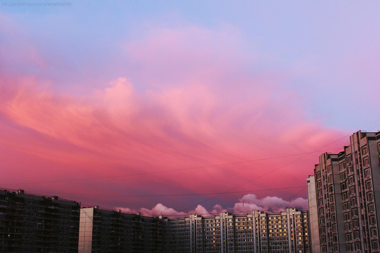 Rozovenko - Sky, House, The photo