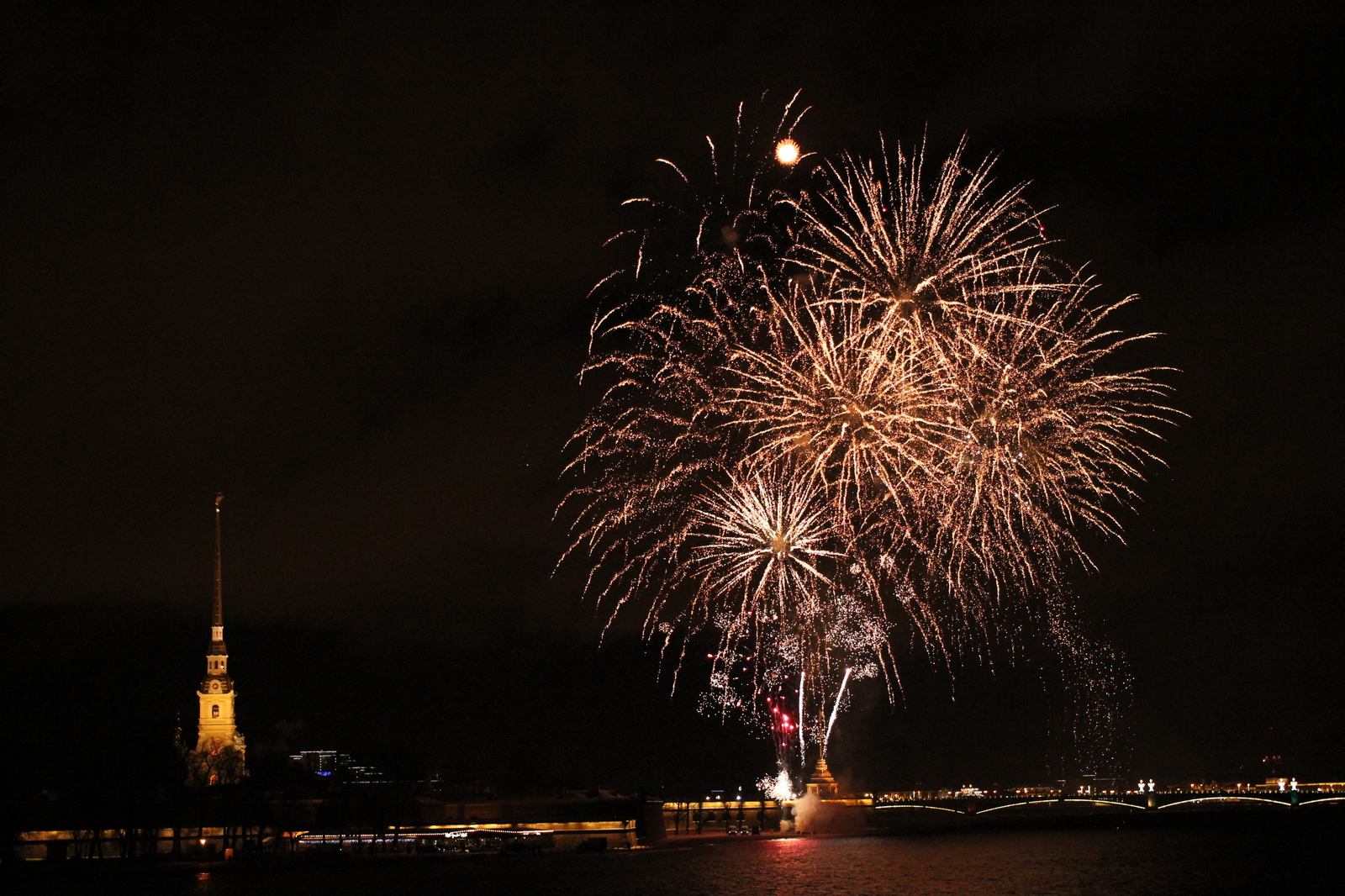 A little bit of fireworks 01/07/18 from St. Petersburg - My, Firework, Fireworks, Saint Petersburg, Longpost