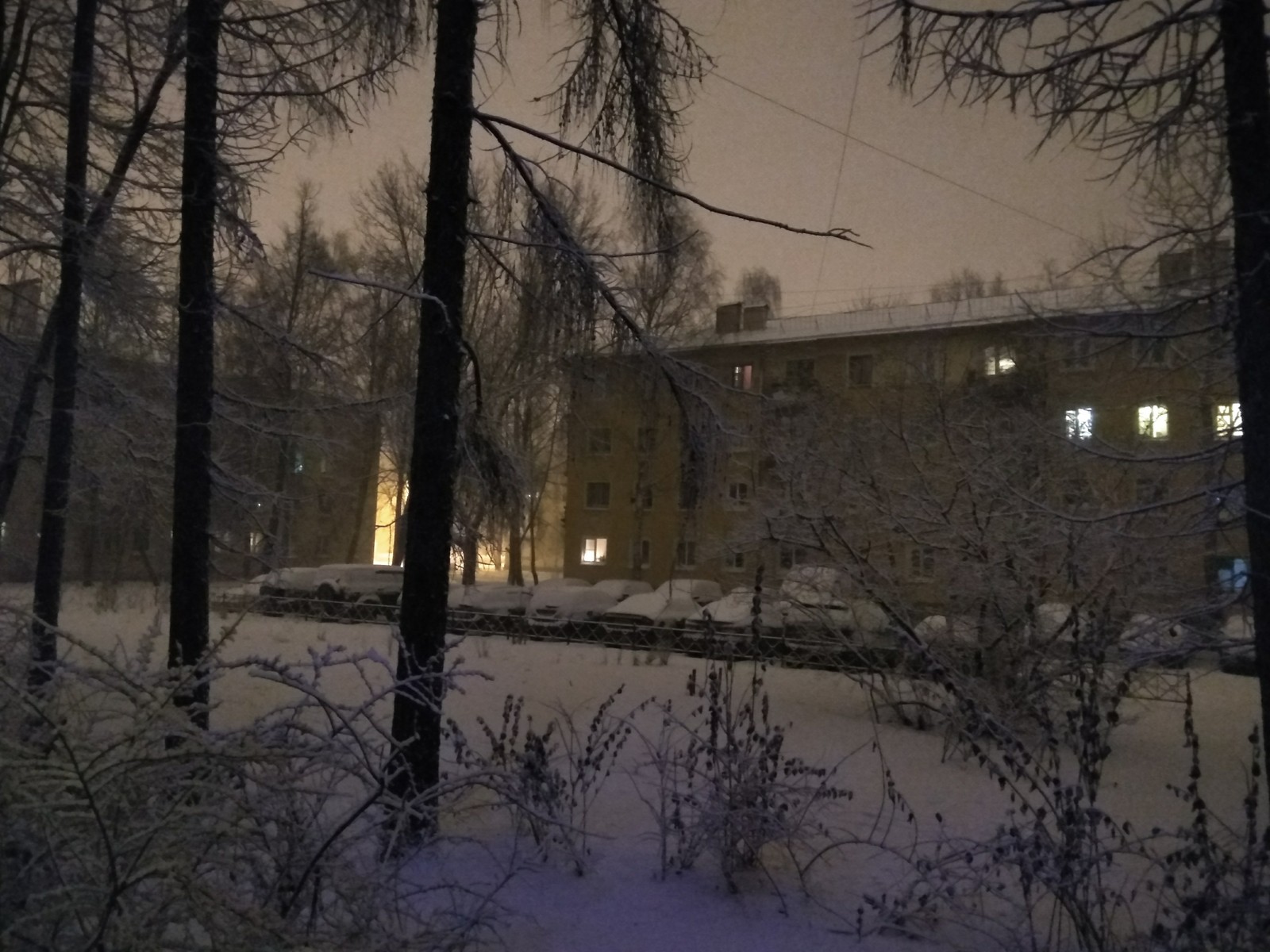 Night, Peter, window, snow.. - My, Photo on sneaker, Winter, Navalilo