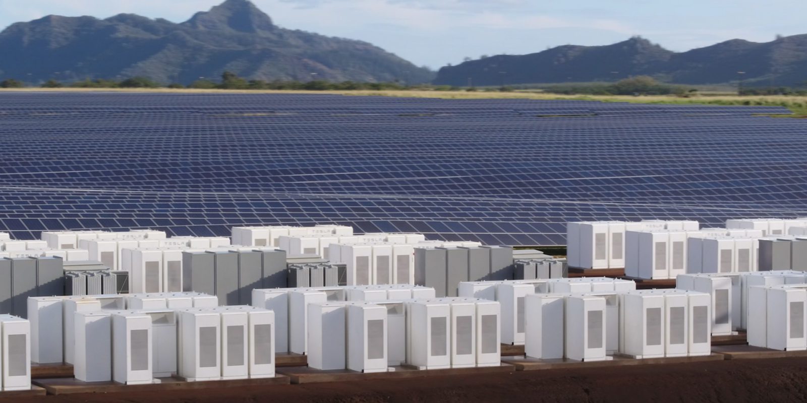 Siemens takes on Tesla in the energy storage market. - Siemens, Battery, news, Longpost