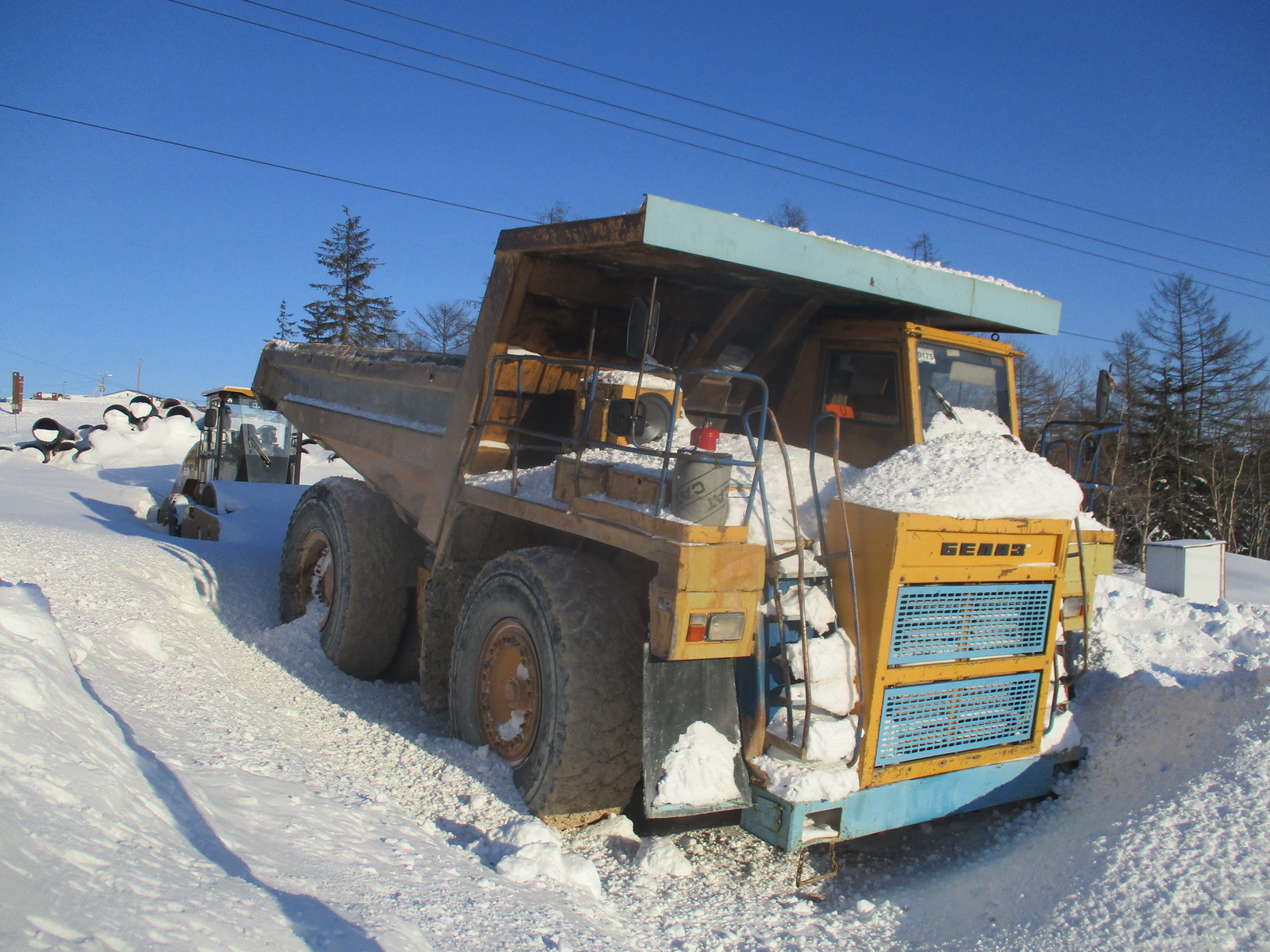 Technique at the gold deposit. Continuation. - My, Technics, Field, Watch, BelAZ, Gold, Longpost, My