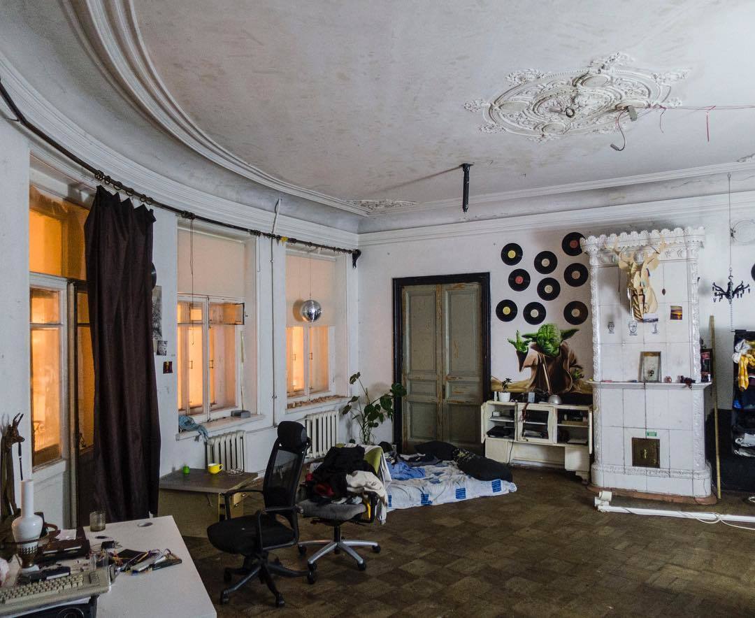 The beauty and horror of St. Petersburg communal apartments. - Saint Petersburg, Communal, Devastation, Longpost