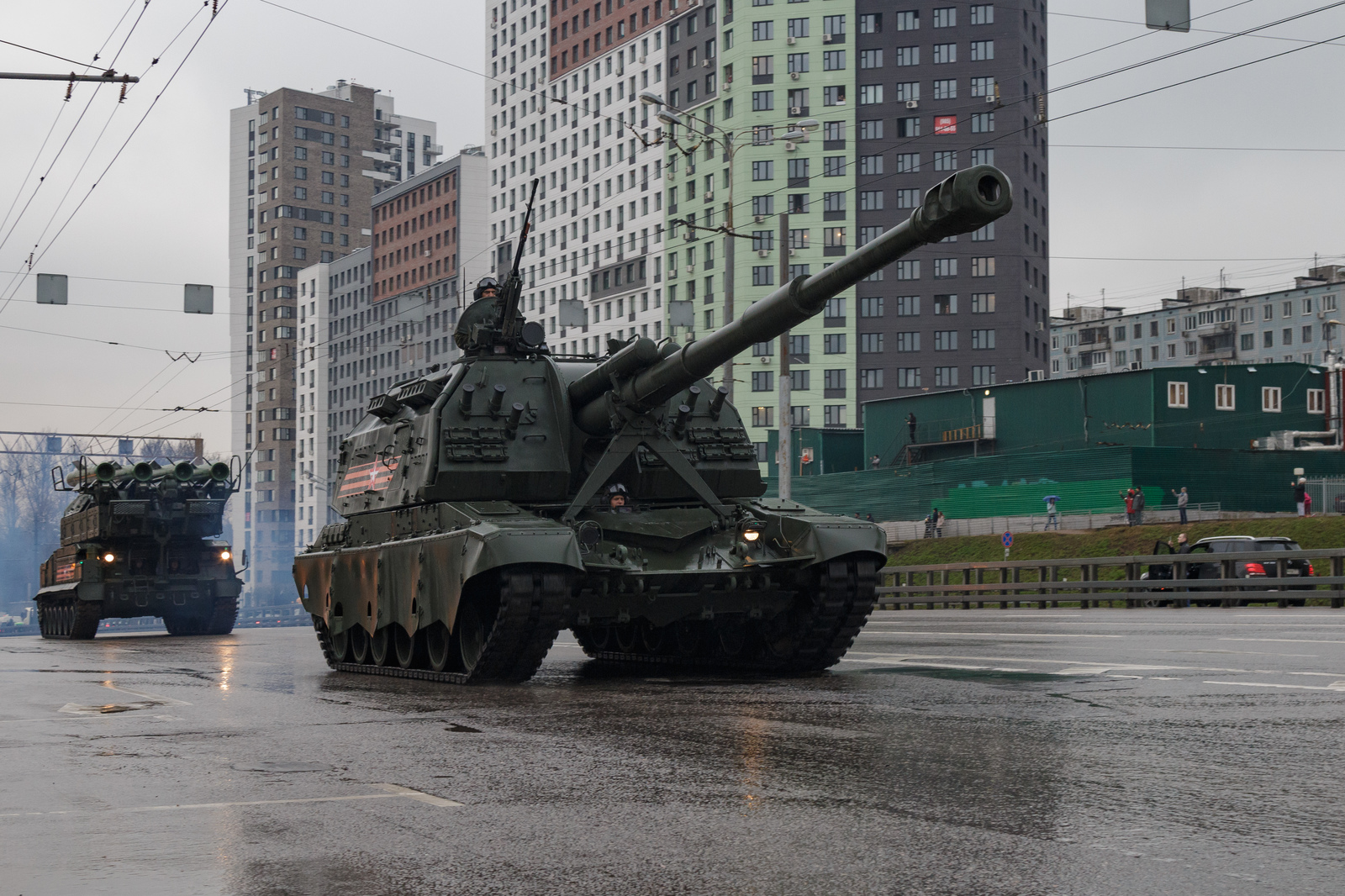 Немного различной техники с прошлогодней репетиции парада - Моё, Военная техника, Репетиция парада, Танки, Военная авиация, Москва, Длиннопост