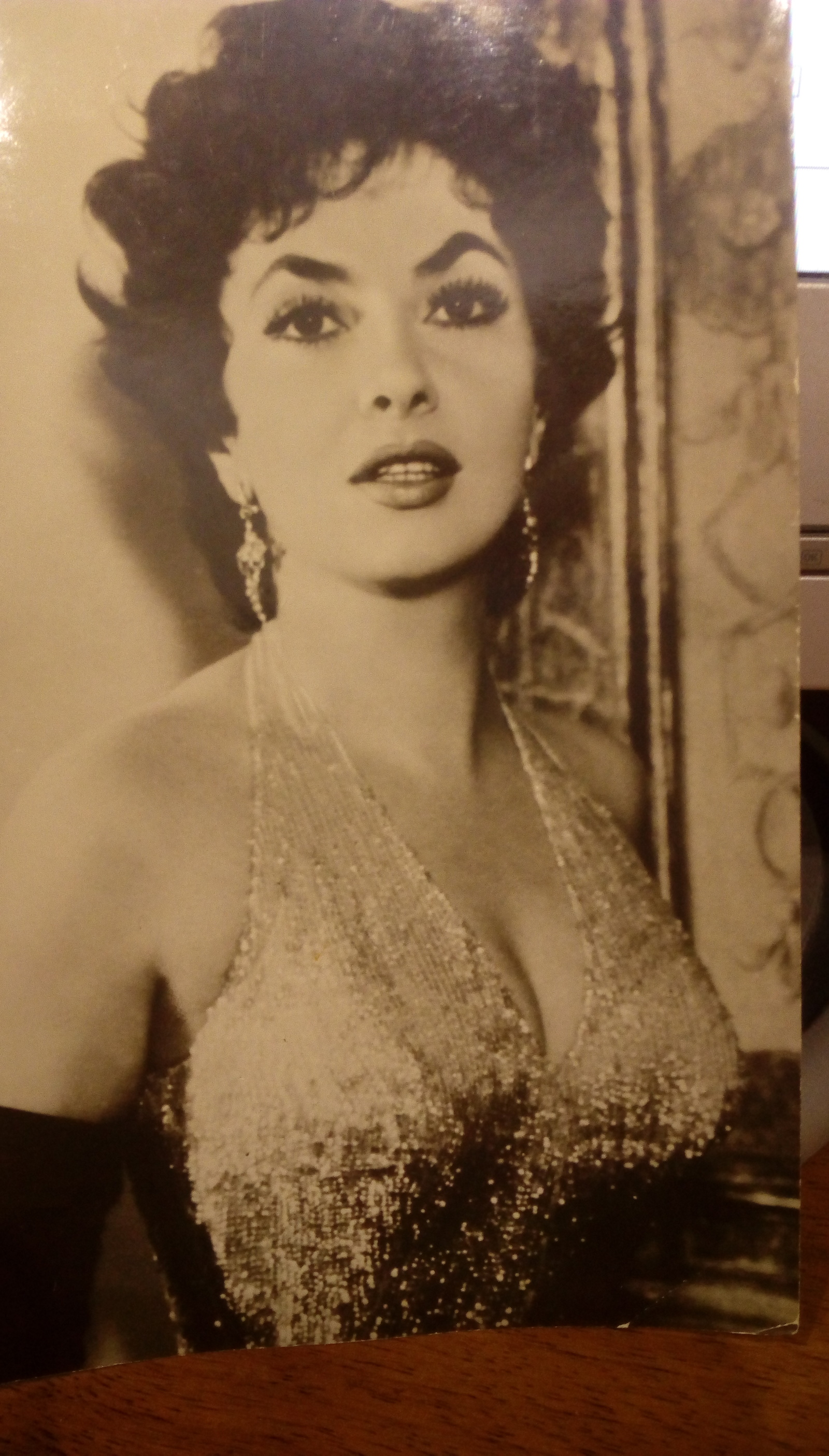 Parsing Grandma's Chest - My, Gina Lollobrigida, Postcard, Old man, Beautiful girl, Longpost