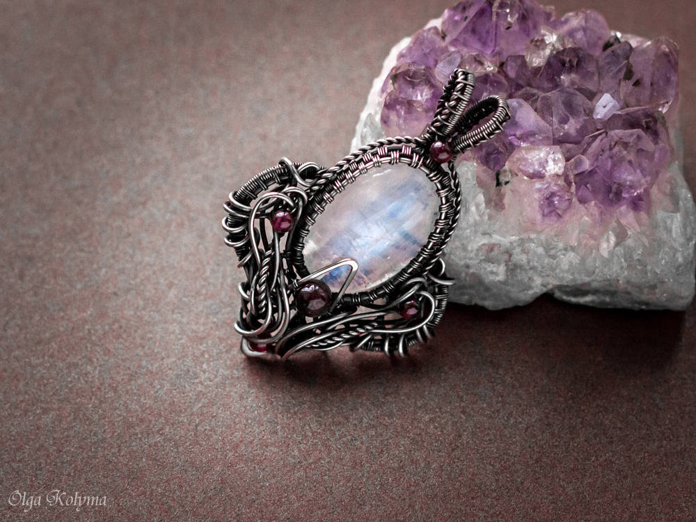 Moonstone. - My, Decoration, Needlework without process, Moonstone, , Wire wrap, Pendant, cat, Longpost