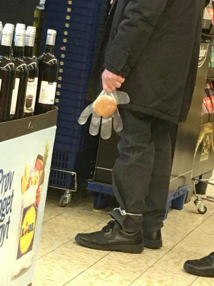 When the special bags ran out. - Buns, Gloves, Lidl, Score