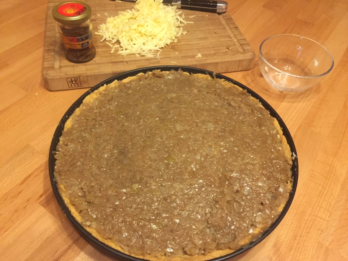 Onion pie with anchovies and shortcrust pastry - My, Pie, , Anchovy, Longpost