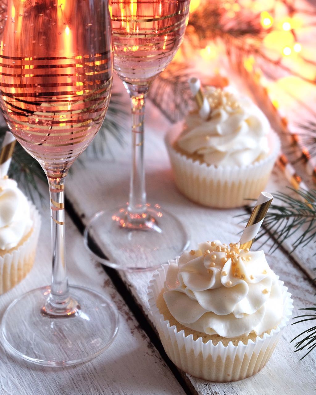 Rose champagne cupcakes. - My, Recipe, Cupcakes, Champagne, Wine, A sparkling wine, Longpost