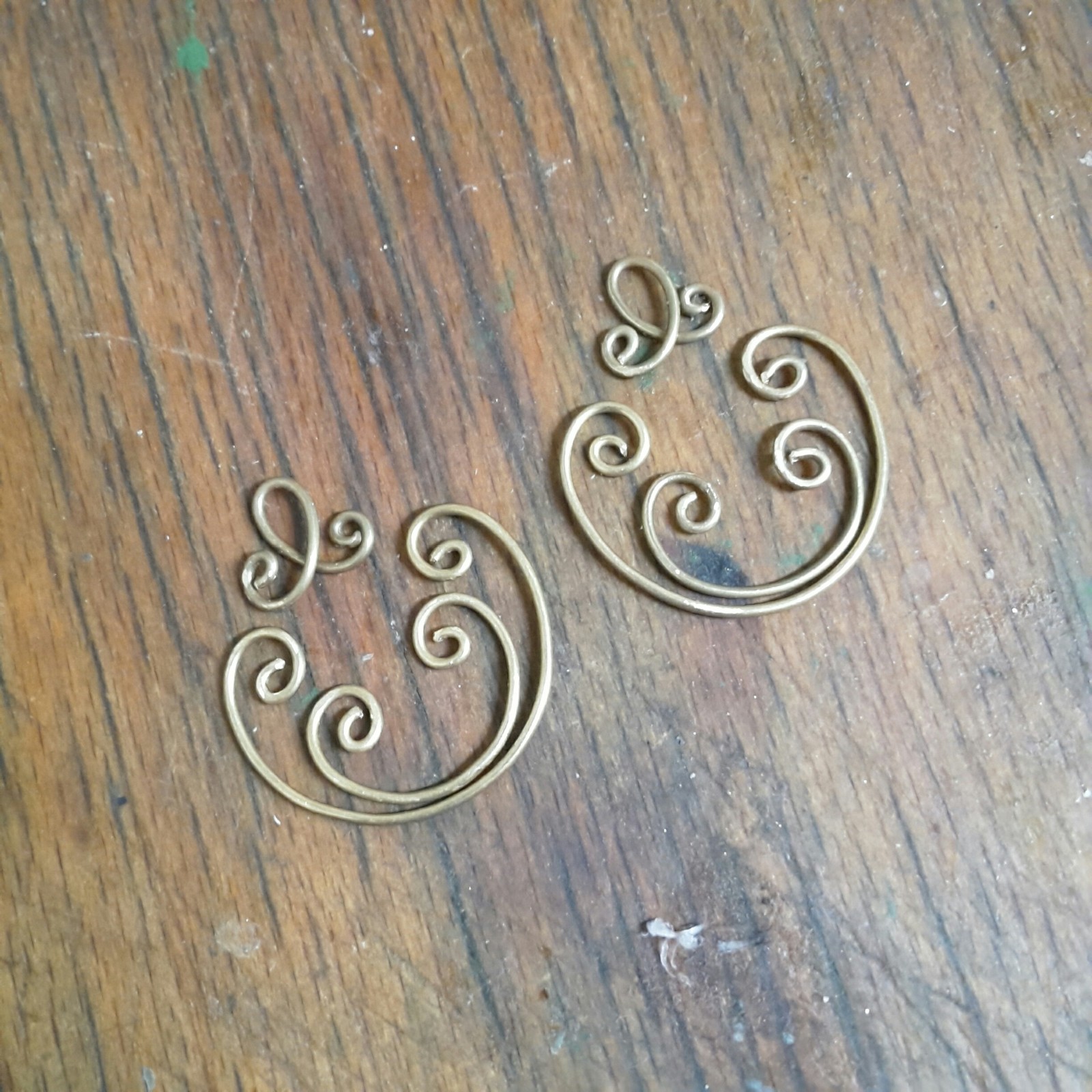 The process of creating brass earrings with pearls, part 1. - My, Needlework with process, Wire jewelry, Brass, Earrings, Handmade, Longpost