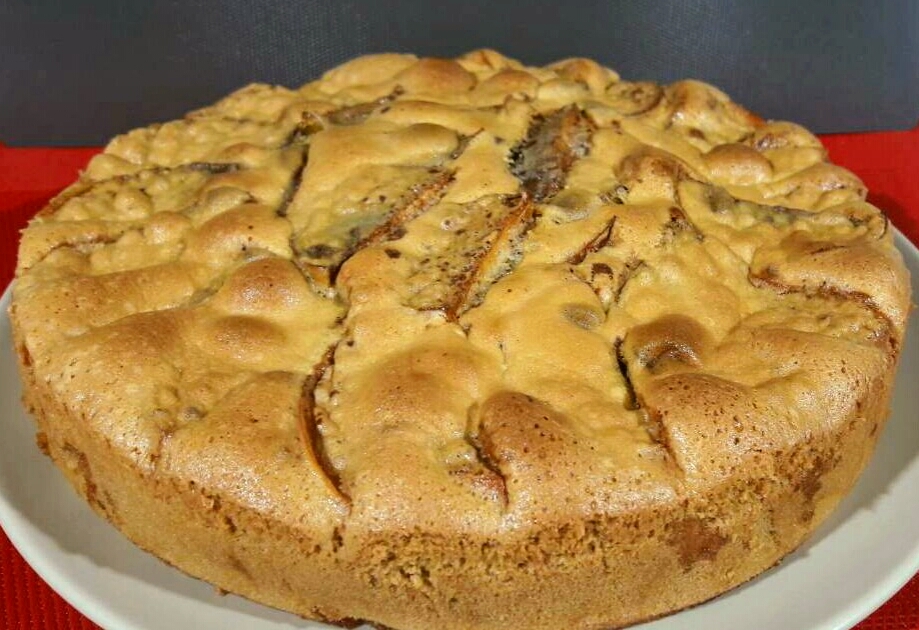 Пирог с яблоками без яиц