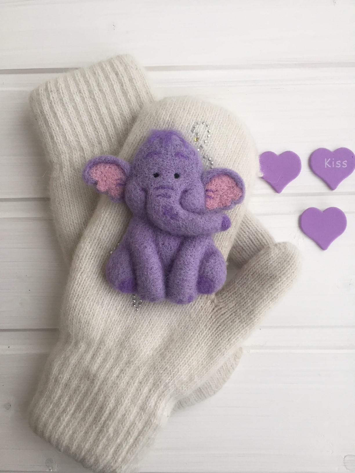 Elephant - brooch - My, Baby elephant, Needlework without process, Walt disney company, Brooch, Dry felting, Hobby, Creation, Copyright, Longpost