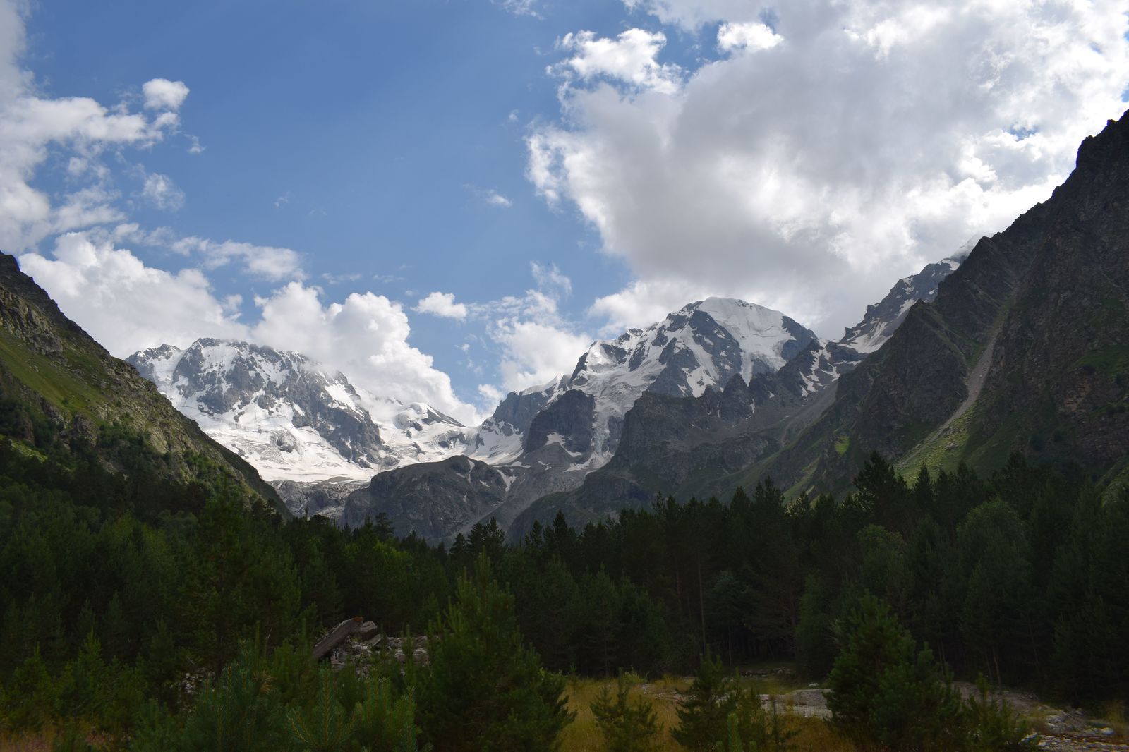 And everything is calm on Elbrus! - My, Elbrus, Adyr-Su Gorge, , , , The mountains, , Silence, Longpost