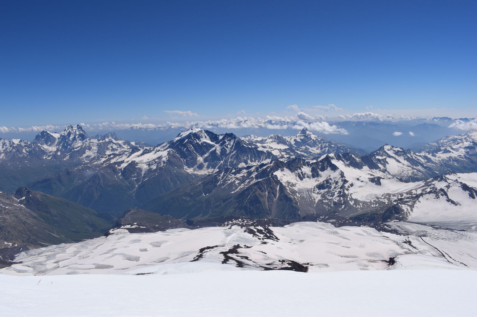 And everything is calm on Elbrus! - My, Elbrus, Adyr-Su Gorge, , , , The mountains, , Silence, Longpost