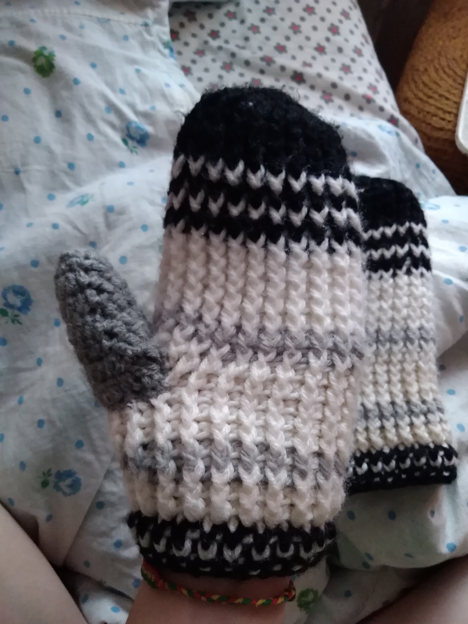 Crochet mittens - My, Knitting, Needlework without process, Mittens, Longpost