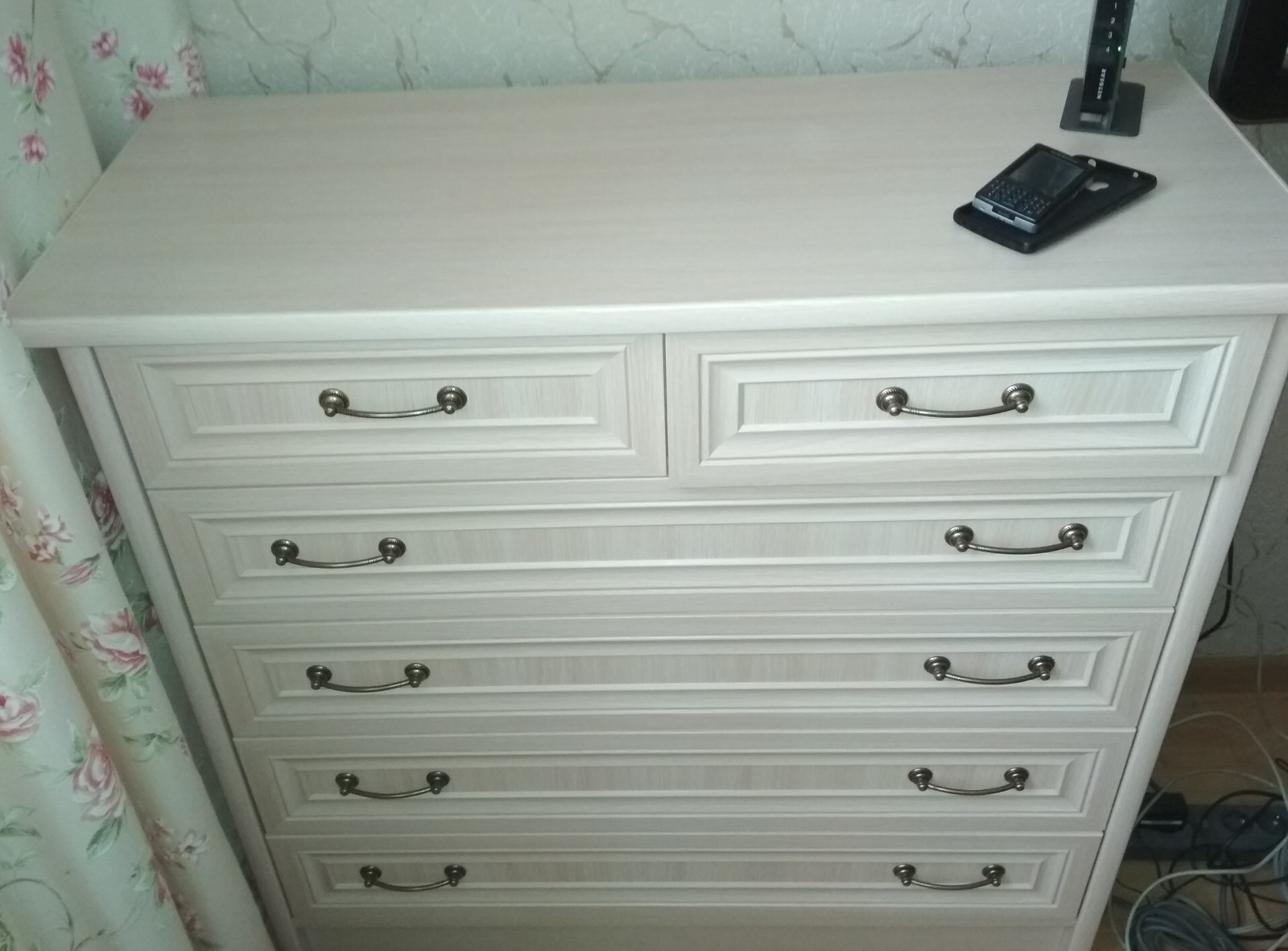 Bought a chest of drawers.. - My, Equality, Partially mine