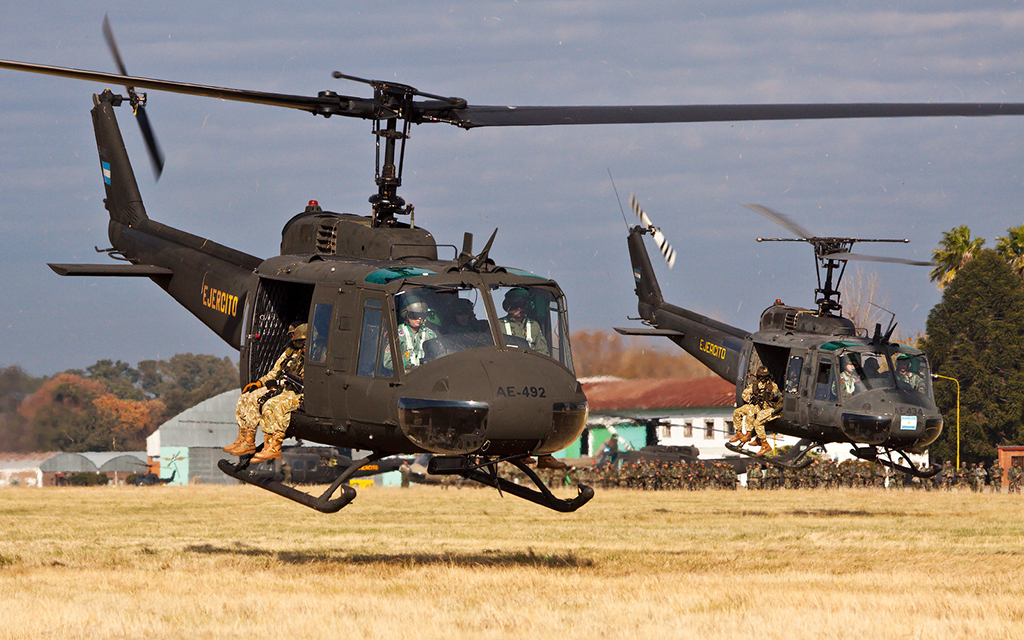 Белл UH-1 Ирокез - Вертолет, США, Армия, Uh-1, Ирокез, Видео, Длиннопост