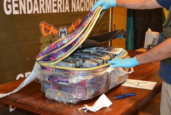 Scandal in Argentina: Diplomats found 389 kg of cocaine in the Russian embassy in Buenos Aires - Cocaine, Embassy, Diplomacy, Russia, Diplomats, Police, Argentina, Scandal, Longpost