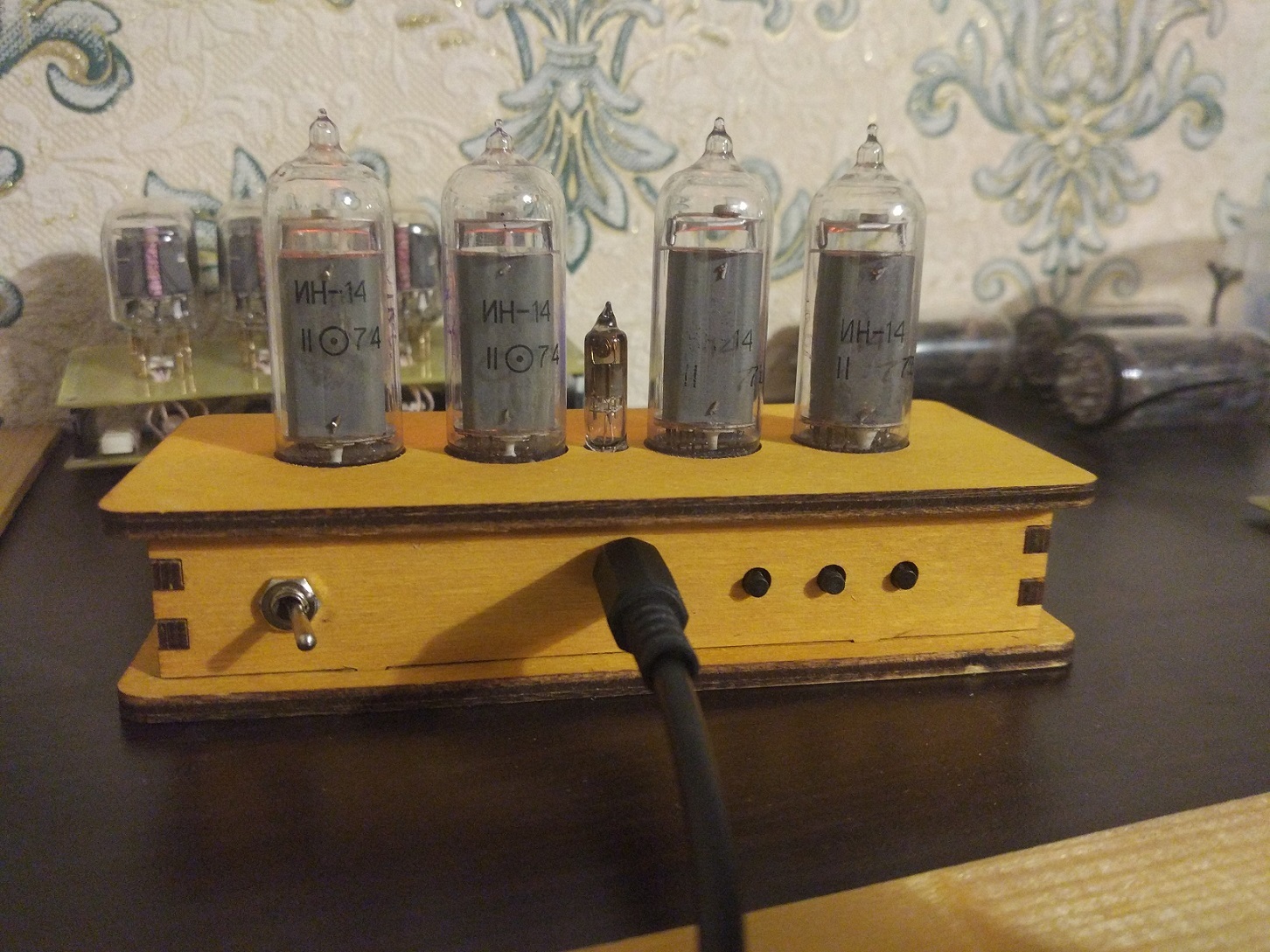 UPD: Nixie clock for 4 IN-14 Eliza - now in the case - My, Nixie, Lamp clock, Лампа, Nixie clock, Longpost