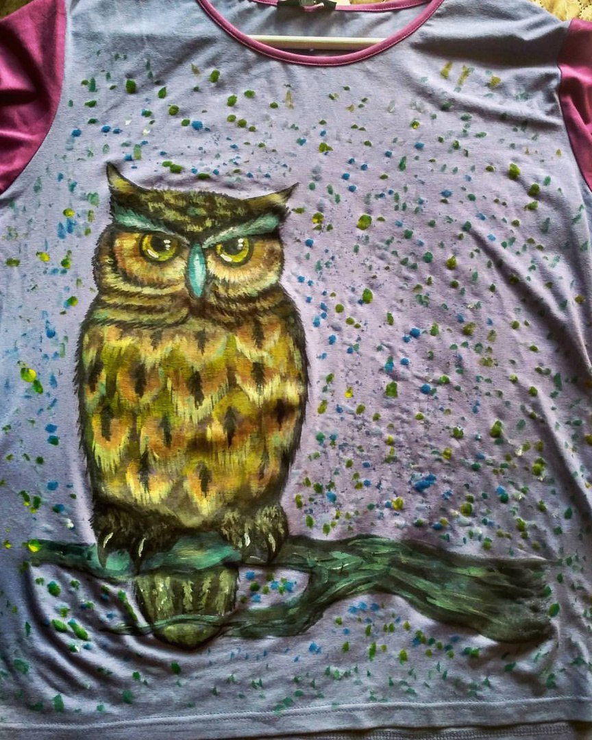 T-shirt painting Owl on a branch - Creation, Painting on fabric, Owl, Painting