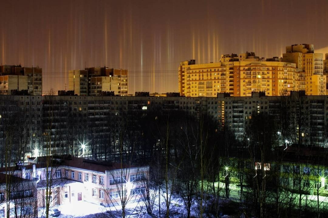 Light pillars in St. Petersburg - Saint Petersburg, Night, Unusual, Light poles, , The photo, Longpost