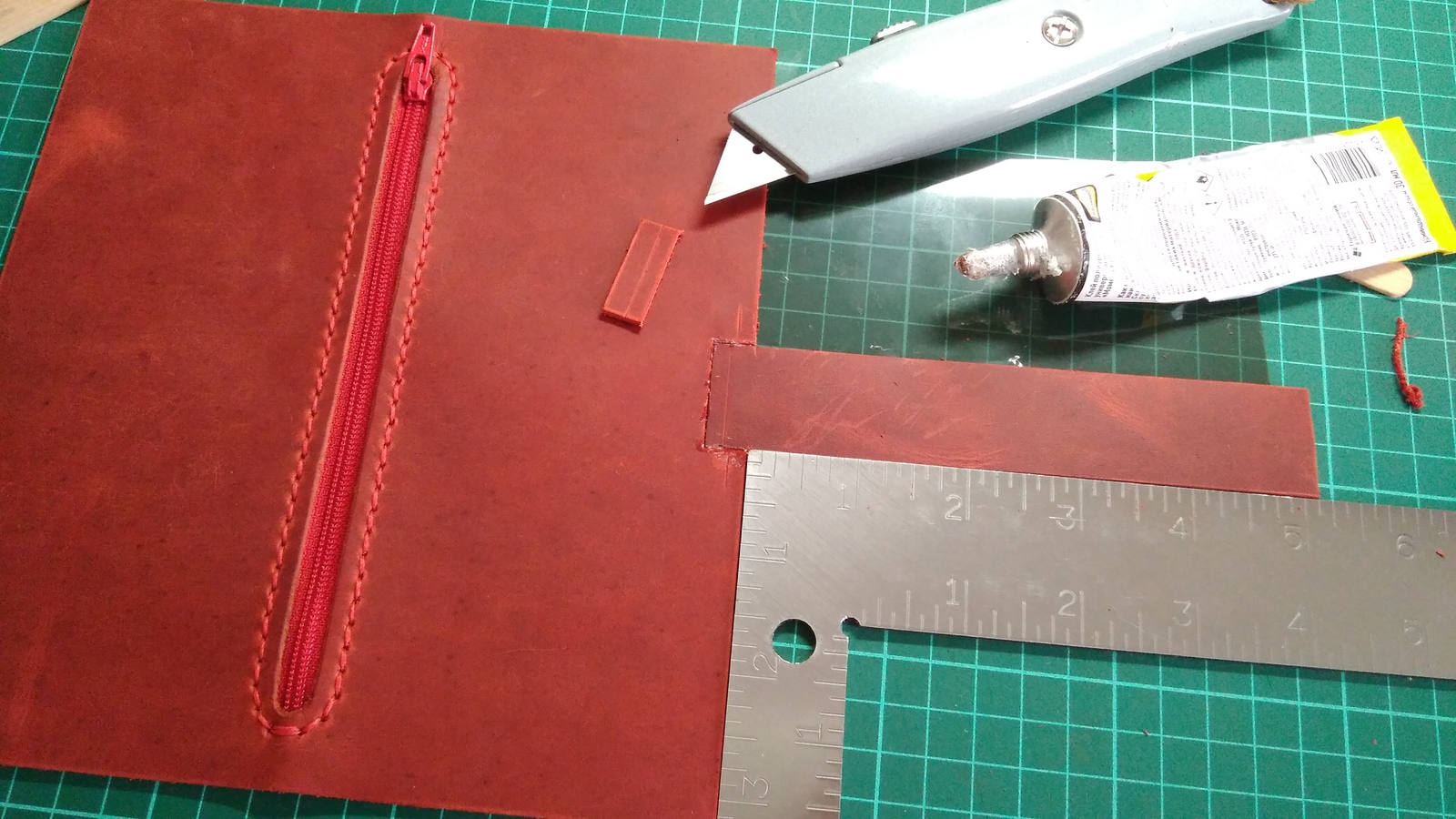 Wallet in red part 1. - My, Needlework with process, Leather craft, Master Class, Wallet, Longpost