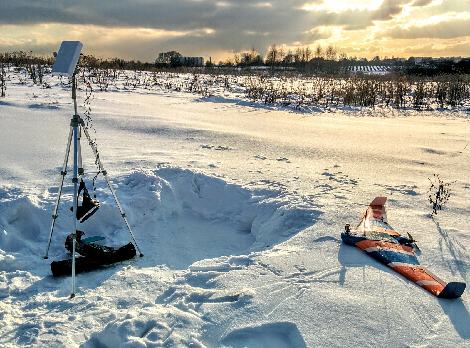 Frosty though! - My, Flights at low altitude, Aircraft modeling, FPV drone, FPV, Flying Wing, Homemade, , Video