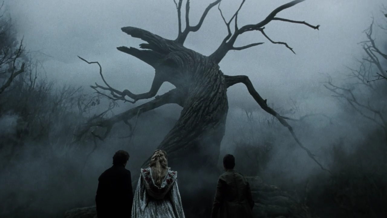 Sleepy Hollow - Sleepy Hollow, Johnny Depp, Christopher Walken, Tim Burton, Christina Ricci, GIF, Longpost