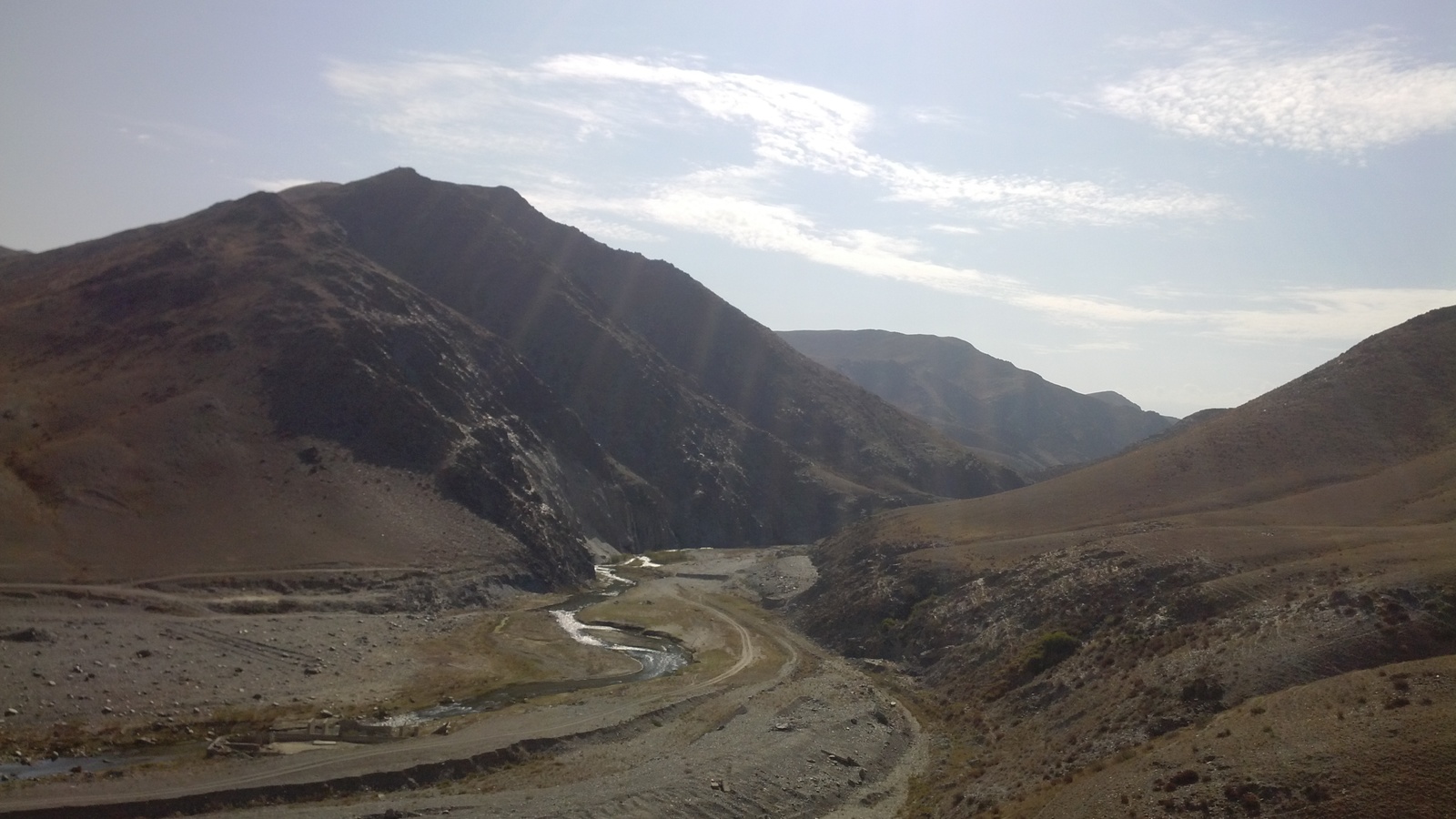 In Kazakhstan, near Karagaily... - My, The mountains, Kazakhstan, Heat, Dust, The sun, The rocks, Road, Longpost