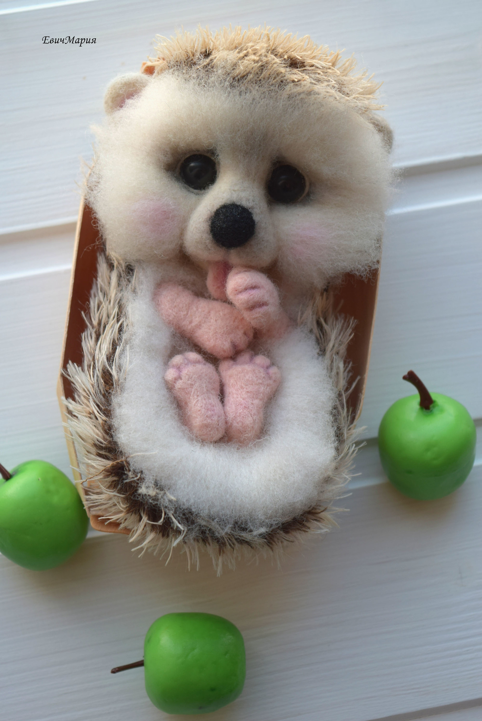 Hedgehog Shunechka - My, Needlework without process, Dry felting, Hedgehog, With your own hands, Hobby, Author's toy, Handmade, Longpost