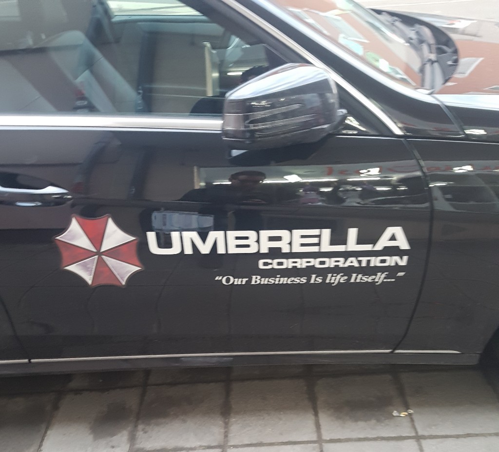 Хороший бренд, раскрученный... - Umbrella Corporation, Пора валить, Resident Evil