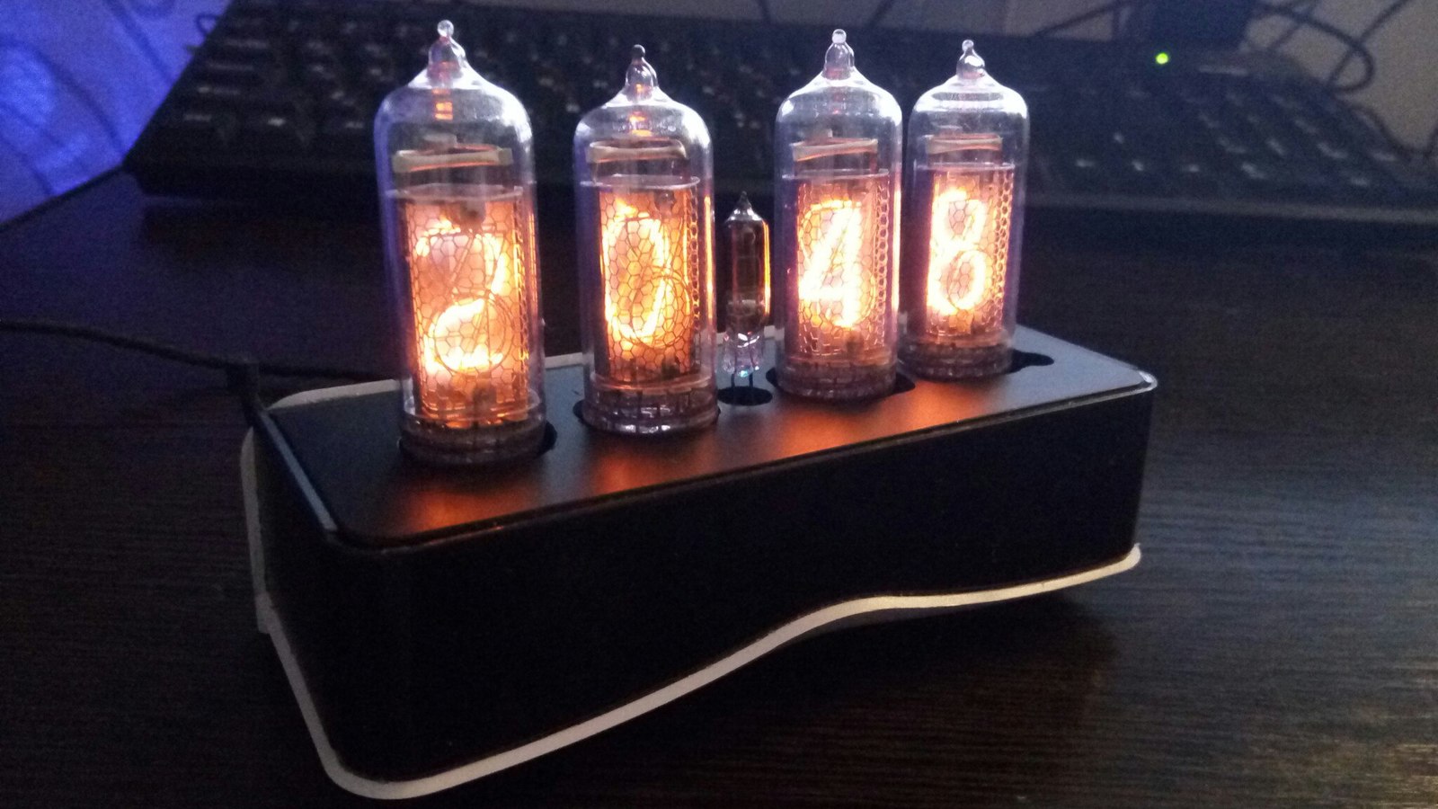 Hours on gas-discharge indicators IN-14, case made of a broken TV set-top box) - My, Lamp character, Watches on the GRI, Gas discharge indicators, In-14, Lamp clock
