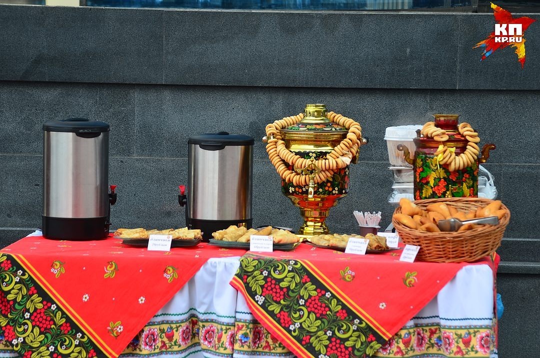 Siberian needlewomen staged a festival of knitted graffiti Everything is connected - Novosibirsk, Graffiti, , Knitting, Siberia, Longpost