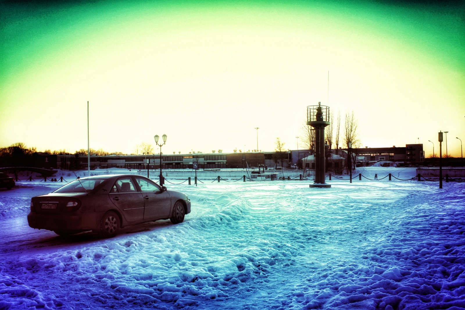 Winter and kamryusha :D - My, Winter, Toyota Camry, Snow, Saint Petersburg, Snapseed, Canon 50D, My, Beginning photographer