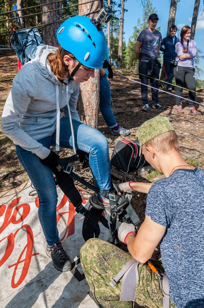 Порно актриса Коди Лейнмен секс Әйелімді баумен жабатын видео