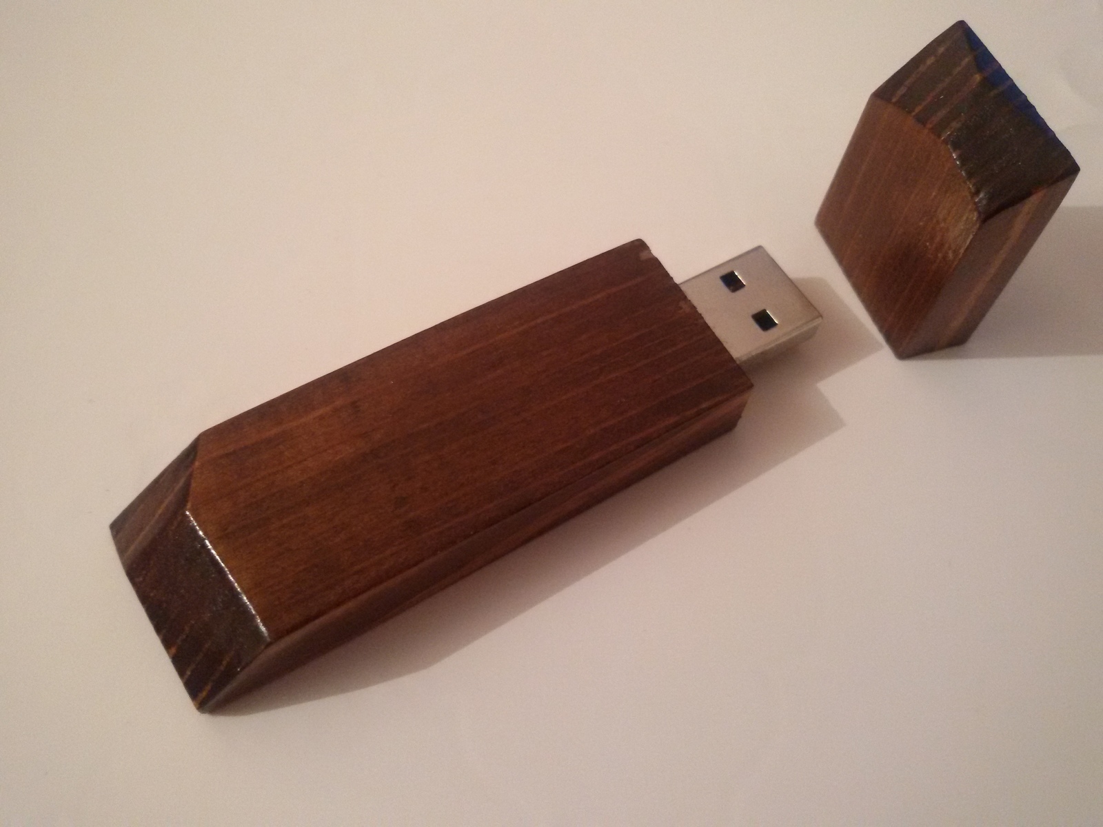 Flash drive in a gift box - My, , Flash drives, Tree, Woodworking, With your own hands, Needlework with process, Presents, Longpost