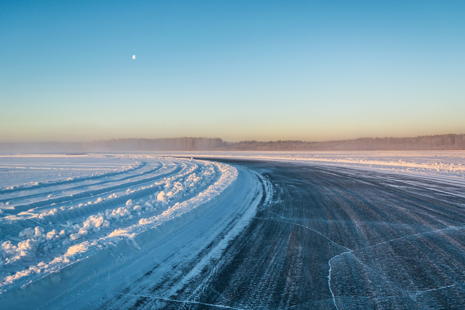 Morning. - My, Morning, The photo, Dukefairy, Yekaterinburg, Baltym, Track, Sverdlovsk region