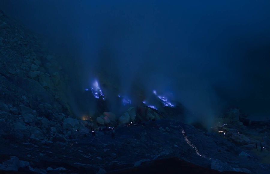 Blue blood of volcanoes - The photo, Volcano, Lava, Person, Photographer, Longpost